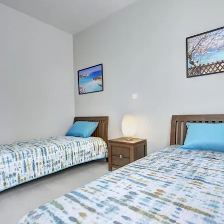 Mythical Sands Ground Floor For 6 Persons